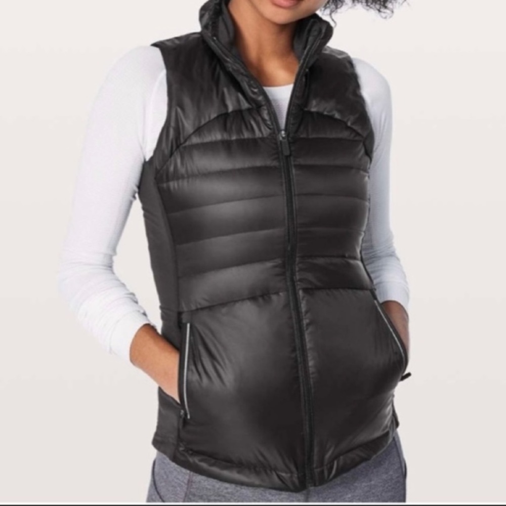 lululemon Down For A Run Vest ll EUC